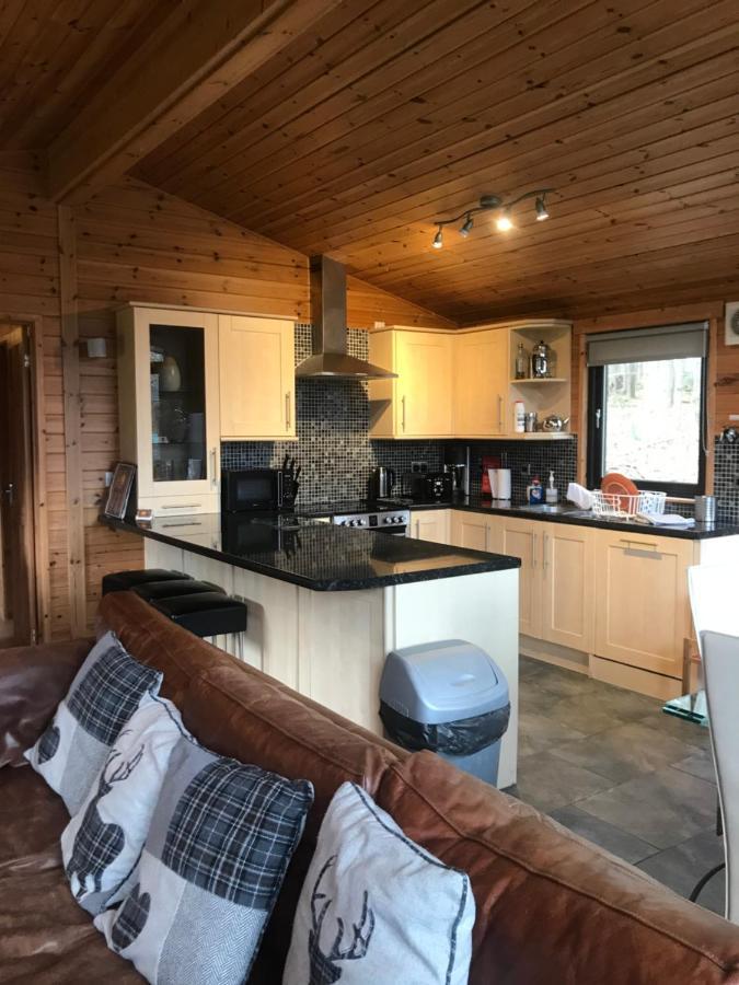 Lomond Lodge ロワーデナン エクステリア 写真